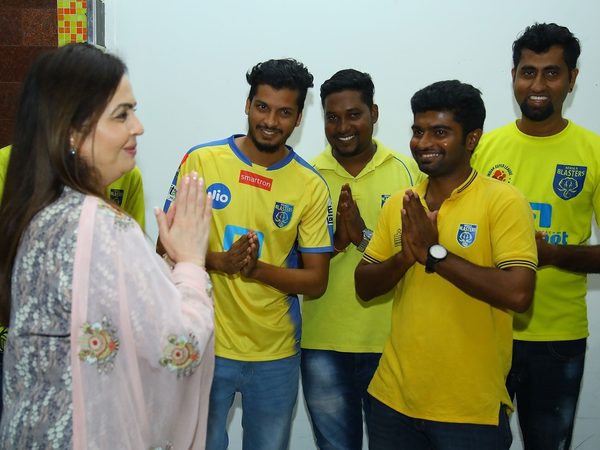 relief-efforts-reliance-foundation-chairperson-smt-nita-ambani-meets-with-manjappada-group-9724.Click to read full article.
