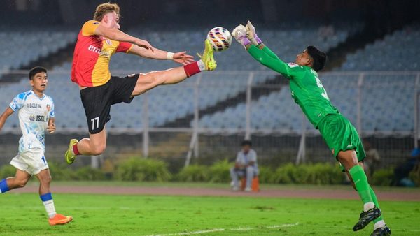 east-bengal-and-fc-goa-play-out-a-goalless-draw.Click to read full article.