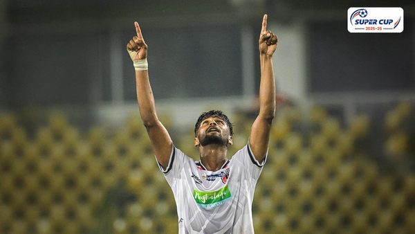 photos-aiff-super-cup-2025-26-group-stage-fc-goa-1-2-northeast-united-fc-jawaharlal-nehru-stadium-goa.Click to read full article.