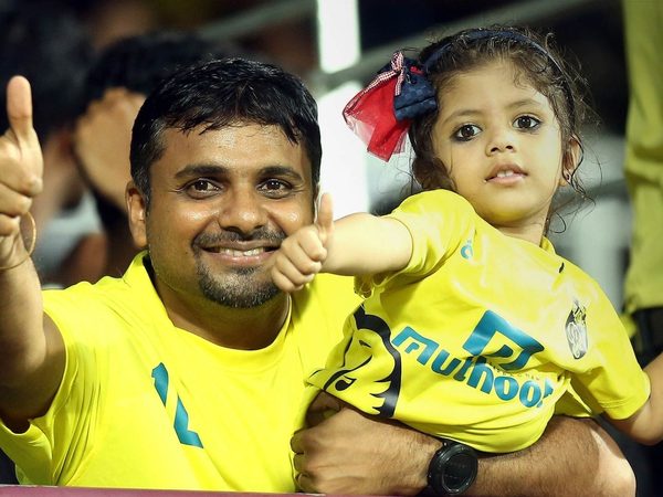 fan-gallery-kerala-blasters-fc-vs-mumbai-city-fc-2018-9769.Click to read full article.