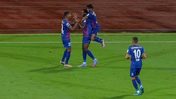 bengaluru-fc-sink-northeast-united-in-six-goal-affair-to-start-on-winning-note.Click to read full article.