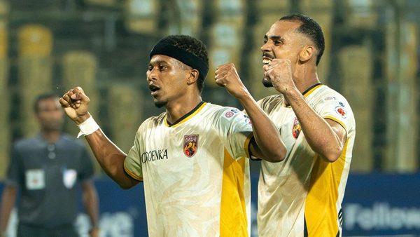 photos-fc-goa-strike-late-to-salvage-a-dramatic-draw-against-sporting-club-delhi.Click to read full article.