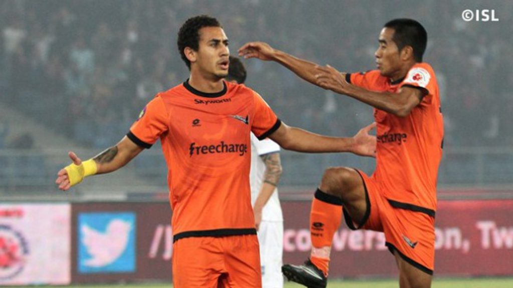 Gustavo Dos Santos and Shylo Malswamtluanga