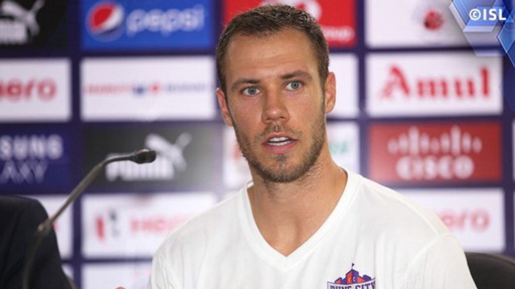 Krisztian Vadocz Krisztian Vadocz