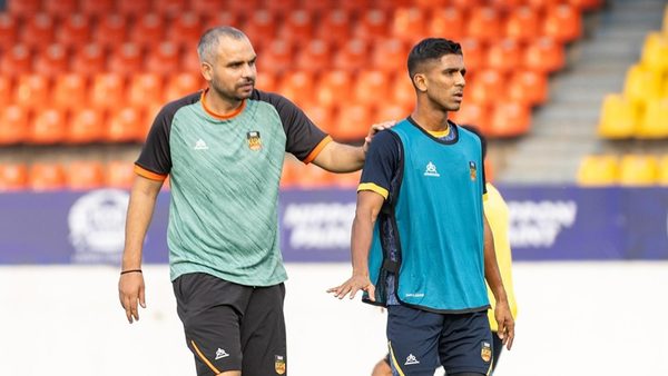 inter-kashi-target-defensive-reset-as-fc-goa-visit-pune.Click to read full article.