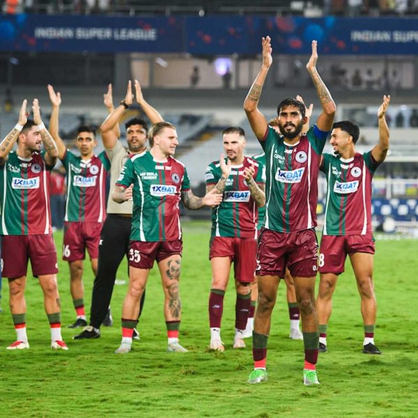 photos-isl-2024-25-semi-final-2-2nd-leg-mohun-bagan-super-giant-vs-jamshedpur-fc-vivekananda-yuba-bharati-krirangan-kolkata.Click to read full article.