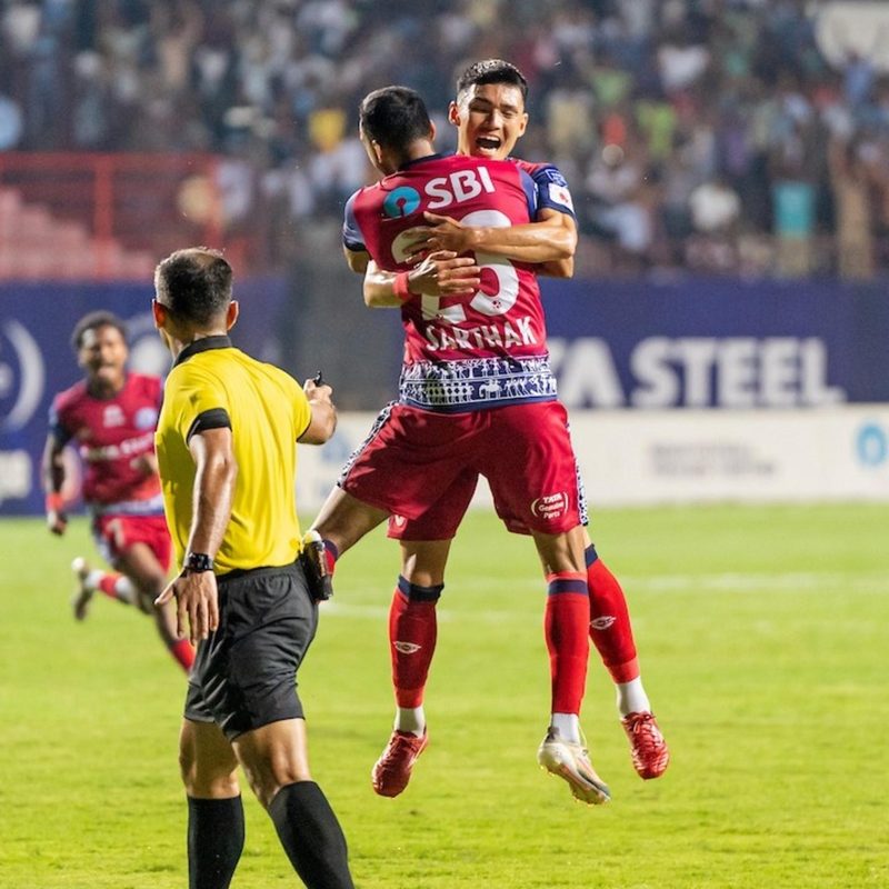 sarthak-goloui-header-rescues-point-for-jamshedpur-against-mumbai-city.Click to read full article.