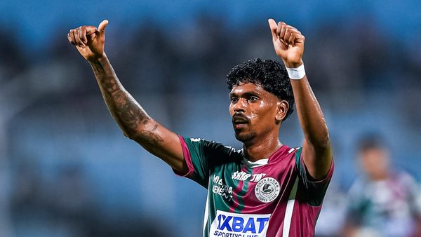 durand-cup-2025-mohun-bagan-super-giant-thump-border-security-force-ft.Click to read full article.