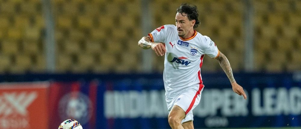 chhetri-bhutia-strikes-help-bengaluru-beat-fc-goa.Click to read full article.
