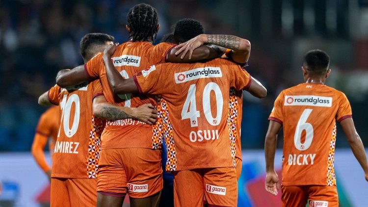 Nsungusi Jr brace powers Punjab to a victory against Bengaluru