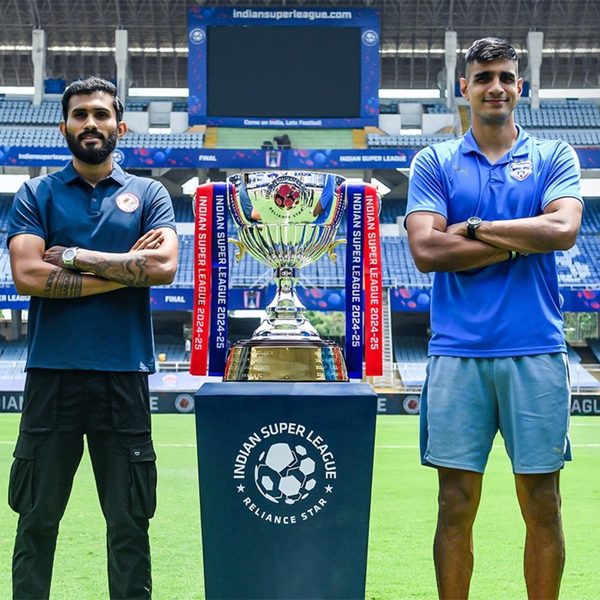 photos-isl-2024-25-mohun-bagan-super-giant-vs-bengaluru-fc-pre-final-photoshoot.Click to read full article.
