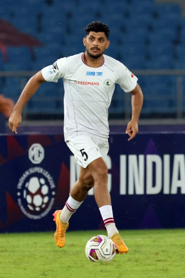 photos-mohun-bagan-super-giant-secure-all-three-points-with-a-strong-performance-against-sporting-club-delhi.Click to read full article.