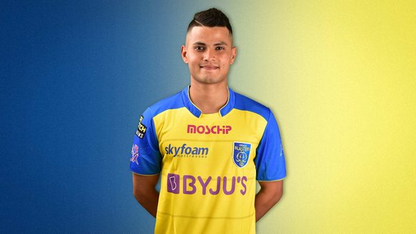world-cup-winner-pavard-congratulates-stalin-on-joining-kerala-blasters-fc-wants-young-full-back-to-dream-big.Click to read full article.