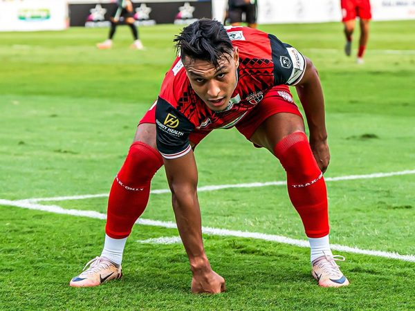photos-kalinga-super-cup-2025-ro16-northeast-united-fc-vs-mohammedan-sc-kalinga-stadium-bhubaneswar.Click to read full article.