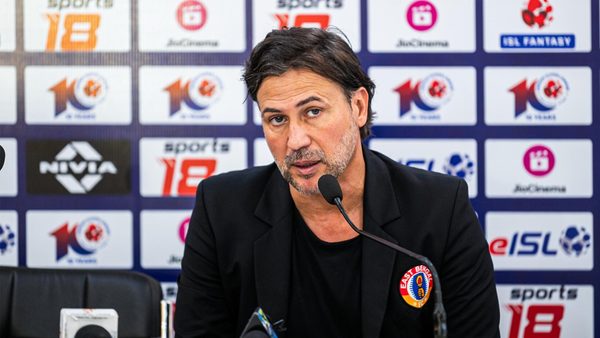 east-bengal-fc-coach-cuadrat-is-not-happy-with-defenders.Click to read full article.