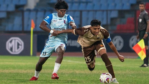 photos-thoi-singh-strikes-in-the-89th-minute-to-rescue-a-point-for-inter-kashi.Click to read full article.