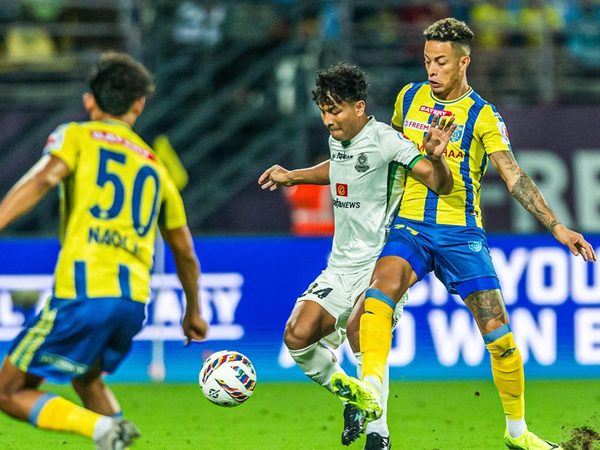 photos-isl-2024-25-matchweek-13-kerala-blasters-fc-vs-mohammedan-sc-jawaharlal-nehrustadiumkochi-bangla.Click to read full article.