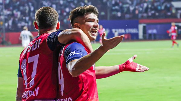 match-highlights-jamshedpur-fc-2-1-mohun-bagan-super-giant-sf-2-1st-leg-isl-2024-25-ml.Click to read full article.
