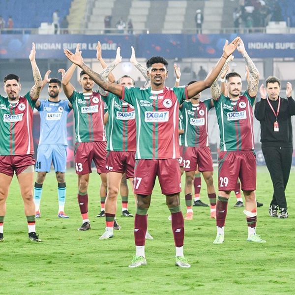 photos-isl-2024-25-mw-19-mohun-bagan-sg-vs-bengaluru-fc-vivekananda-yuva-bharati-krirangan-kolkata.Click to read full article.