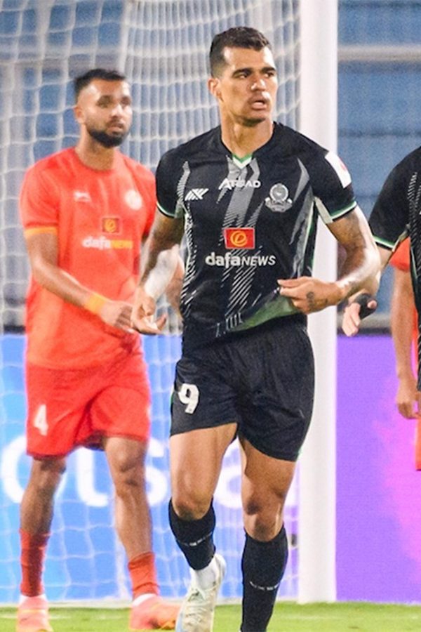 photos-isl-2024-25-matchweek-26-mohammedan-sc-vs-punjab-fc-kishore-bharati-krirangan-kolkata.Click to read full article.