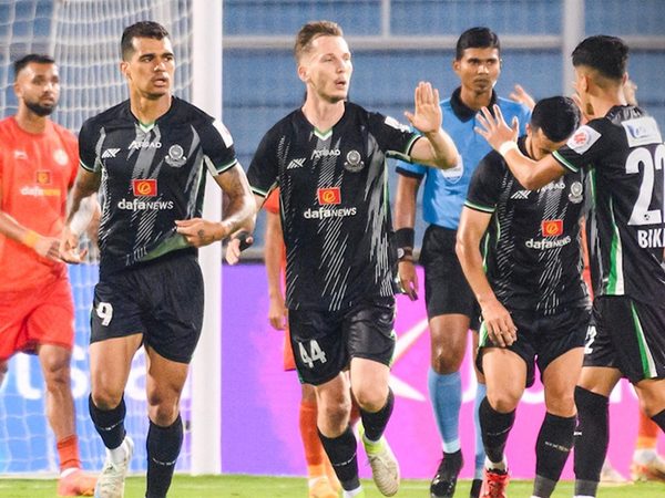 photos-isl-2024-25-matchweek-26-mohammedan-sc-vs-punjab-fc-kishore-bharati-krirangan-kolkata.Click to read full article.