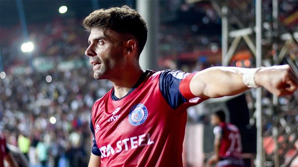 a-well-deserved-win-hernandez-on-jamshedpur-fcs-first-leg-semi-final-triumph-over-mbsg.Click to read full article.