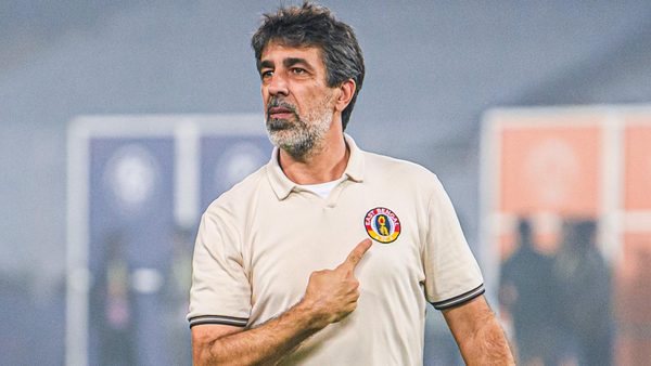 oscar-bruzon-signs-one-year-extension-with-east-bengal-fc.Click to read full article.