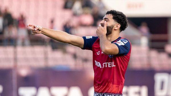 talal-strike-gives-jamshedpur-three-points-against-mohammedan.Click to read full article.