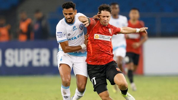 stojanovis-late-strike-rescues-a-point-for-jamshedpur-against-sc-delhi.Click to read full article.