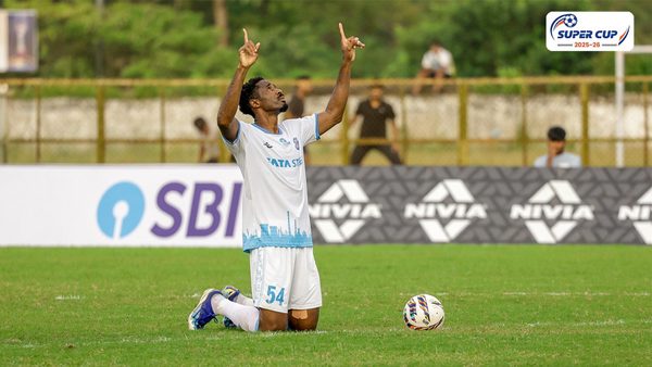 photos-aiff-super-cup-2025-26-group-stage-inter-kashi-fc-0-2-jamshedpur-fc-jawaharlal-nehru-stadium-goa.Click to read full article.