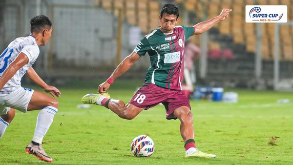 photos-aiff-super-cup-2025-26-mohun-bagan-super-giant-vs-dempo-sc-jawaharlal-nehru-stadium-goa.Click to read full article.