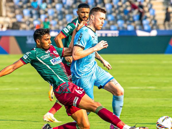photos-isl-2024-25-matchweek-24-mumbai-city-fc-vs-mohun-bagan-super-giant-mumbai-football-arena-mumbai.Click to read full article.