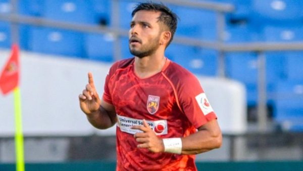 aimen-leads-sc-delhi-to-maiden-isl-win-against-kerala-blasters.Click to read full article.