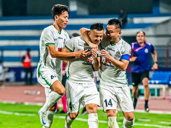 photos-isl-2024-25-matchweek-16-bengaluru-fc-vs-mohammedan-sc-sree-kanteerava-stadium-bengaluru.Click to read full article.