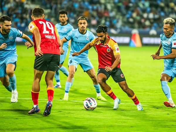 photos-isl-2024-25-mw--19-mumbai-city-fc-vs-east-bengal-fc-mumbai-football-arena-mumbai.Click to read full article.