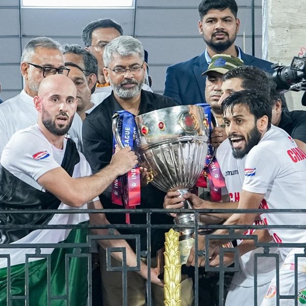 painted-red-and-gold-east-bengal-won-maiden-isl-title.Click to read full article.