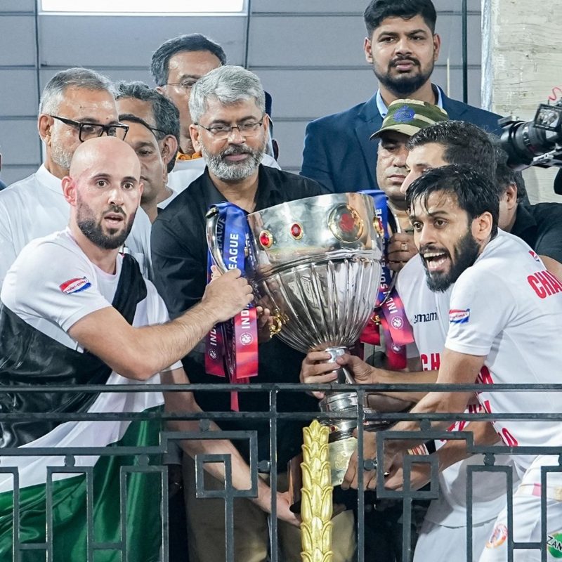 painted-red-and-gold-east-bengal-won-maiden-isl-title.Click to read full article.
