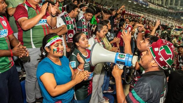 the-sound-of-passion-top-five-famous-club-chants-in-isl.Click to read full article.