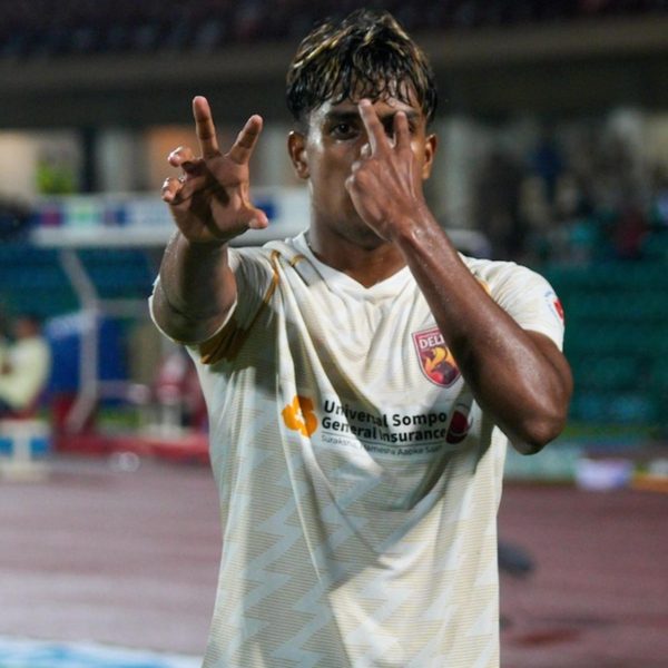 joseph-sunny-brace-powers-sc-delhi-past-northeast-united.Click to read full article.
