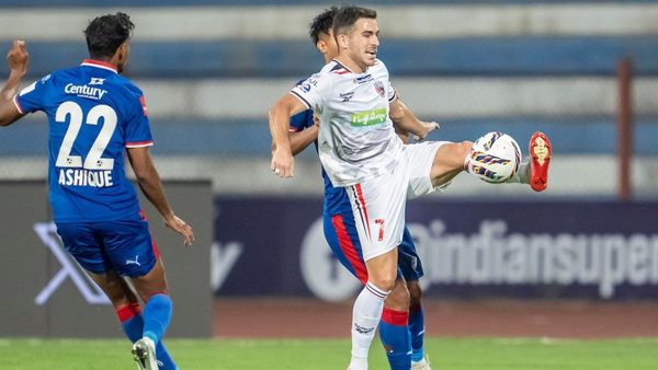 lalrinzuala-rescues-northeast-united-in-pulsating-draw-against-bengaluru.Click to read full article.