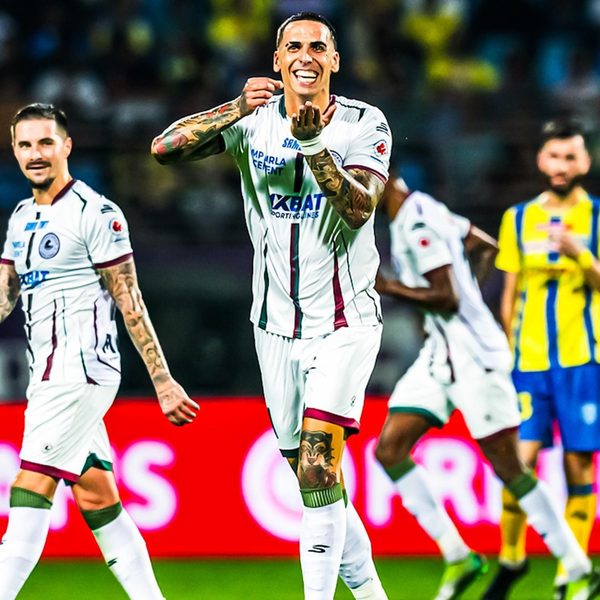 kerala-blasters-fc-vs-mohun-bagan-super-giant-isl-2024-25-bangla-photo-gallery.Click to read full article.