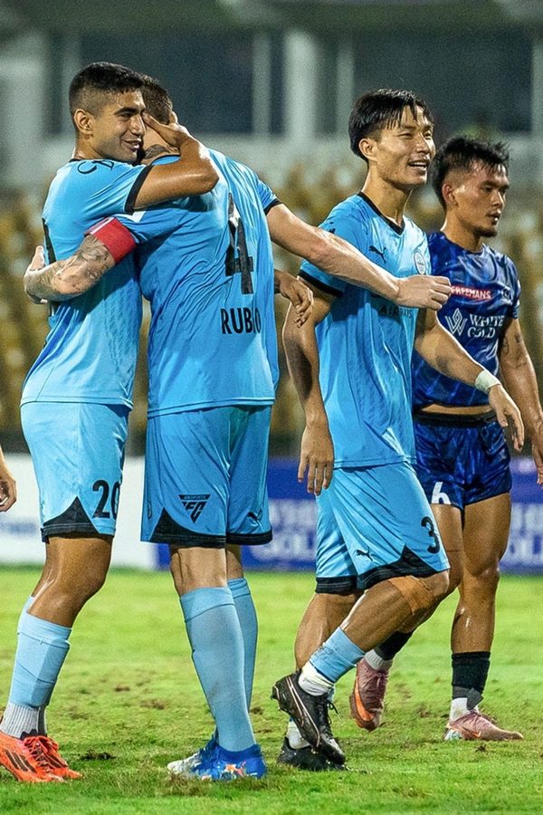 photos-aiff-super-cup-2025-26-group-stage-mumbai-city-fc-1-0-kerala-blasters-fc-jawaharlal-nehru-stadium-goa.Click to read full article.